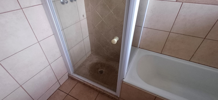5 Bedroom Property for Sale in Eureka Free State